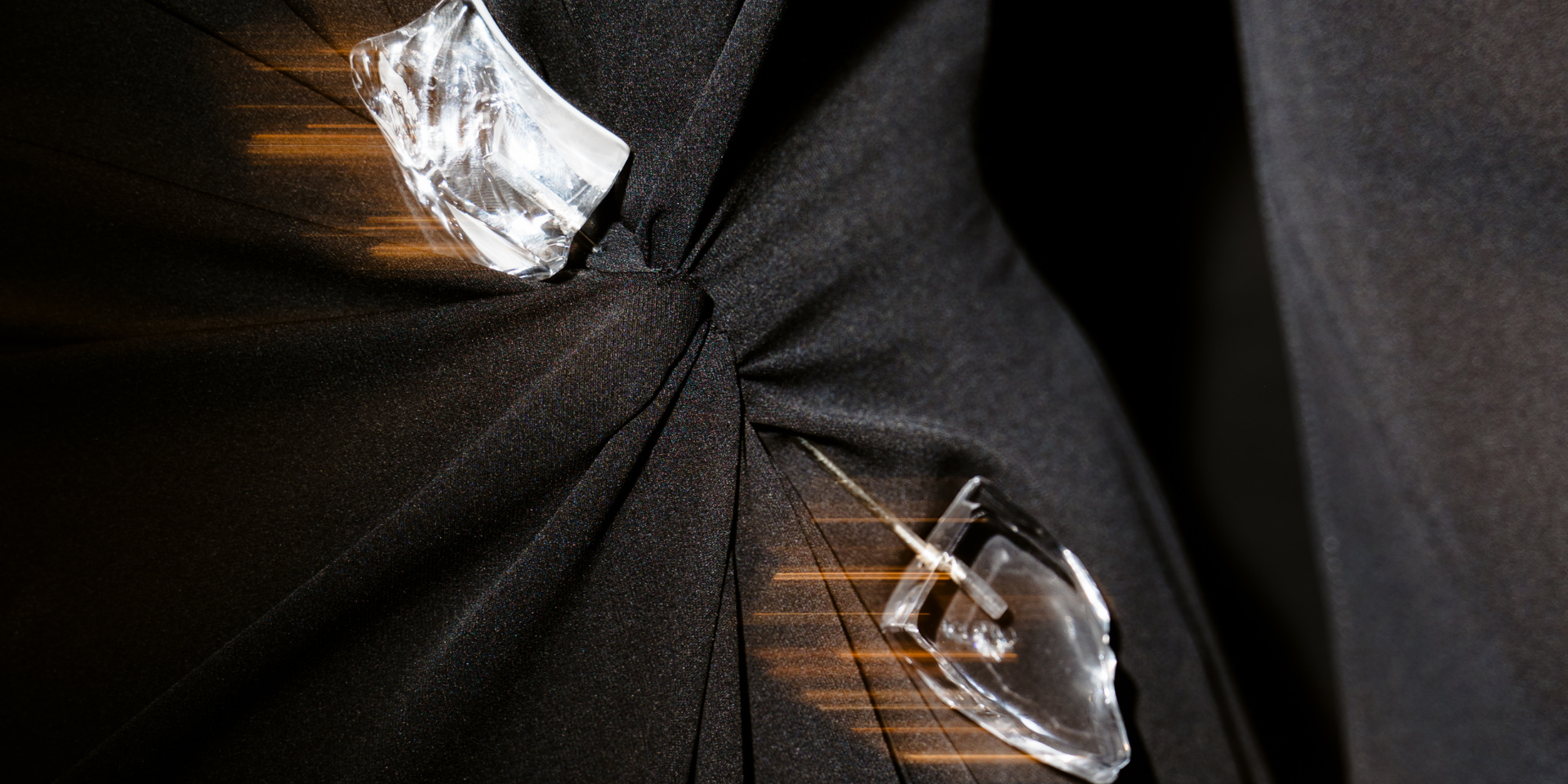 Křišťálový módní doplněk Glacial Pin | Rückl x Lukáš Macháček