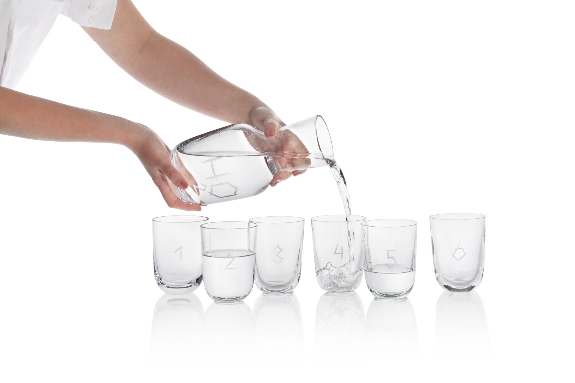 Karafa H2O + 6 sklenic